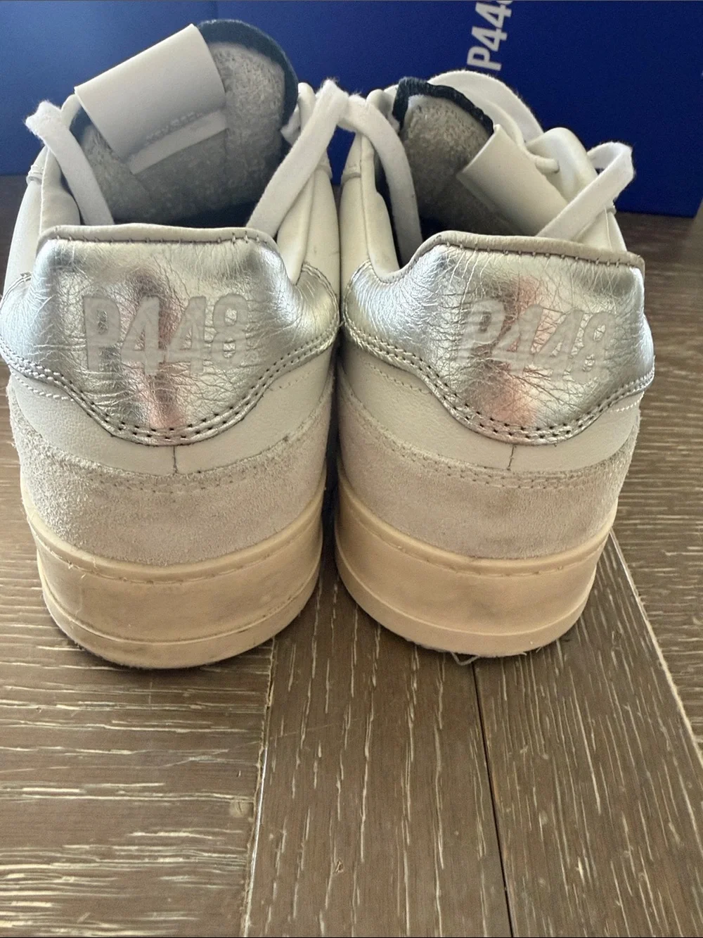 P448 Bali Platform sneaker Metallico women’s size 40 excellent considering